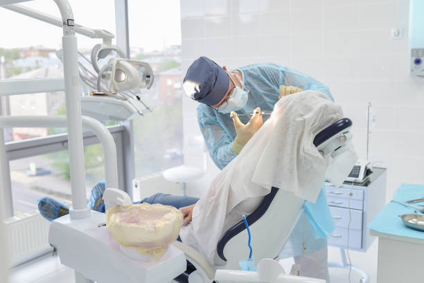 Best Emergency Tooth Extraction in Okemos, MI